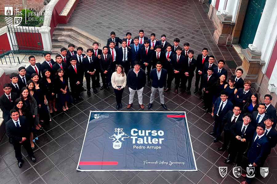 Jóvenes llamados a trascender: liderazgo y política desde el Curso-Taller Pedro Arrupe
